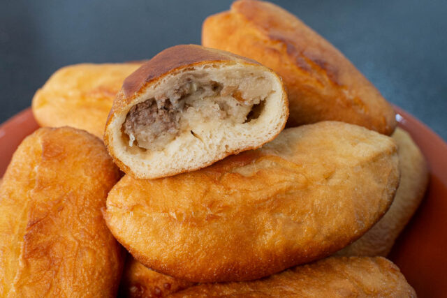 Pirozhki with Mashed Potatoes and Ground Beef